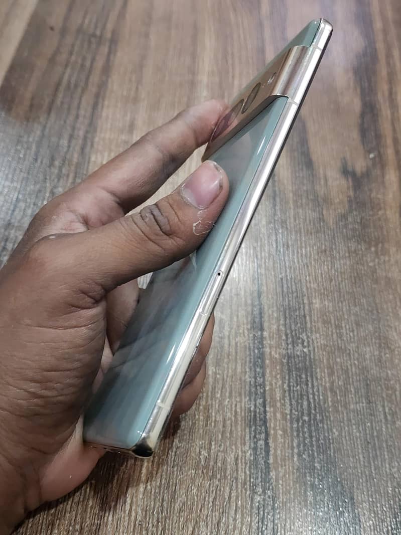 Google Pixel 7 Pro 4