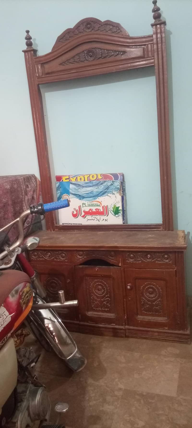 dressing table 1