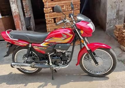Honda Pridor 2022 Red color
