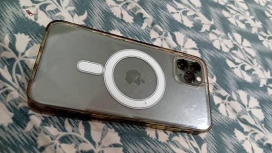 Iphone 11 pro max (exchange possible)