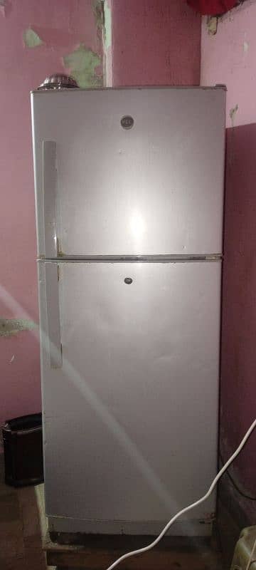 Used Refrigerator for Sale – Good Condition