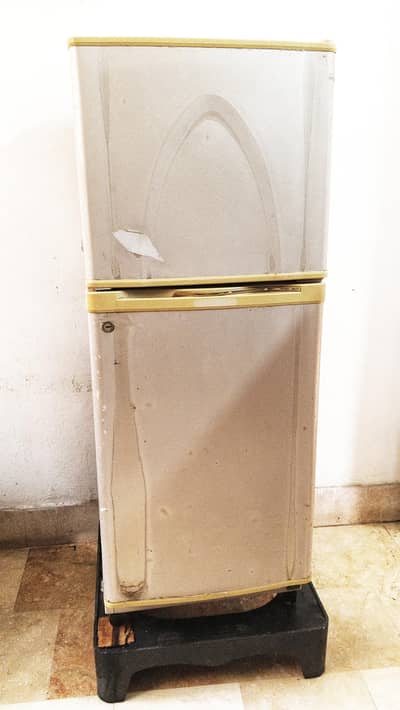 Dawlance Fridge old model