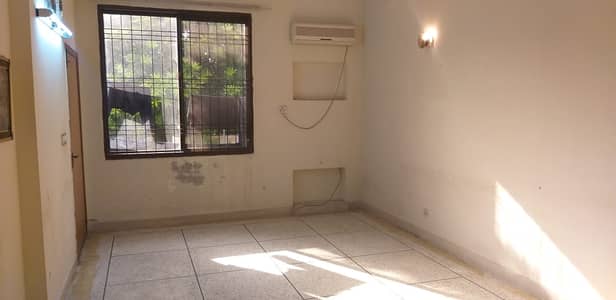 2 Bed Cavalry Ground Upper Portion