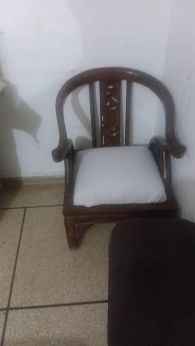 new 2 sofa types chair best condition urgnt sale