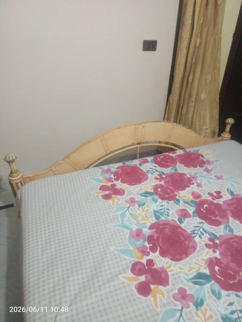 king size bed 2