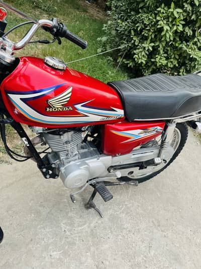 Honda CG 125 2015 model 10/10 condition best for 2018 2019 2020