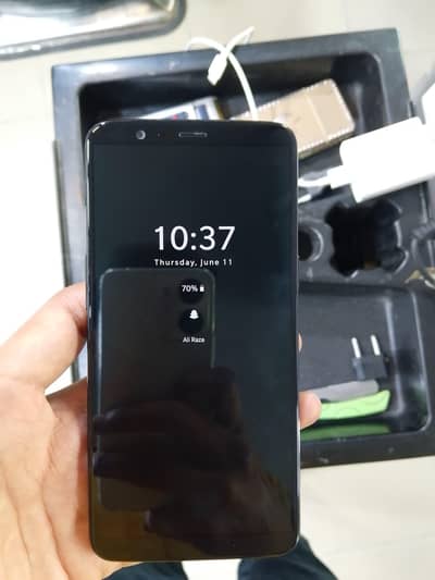 One Plus 5T