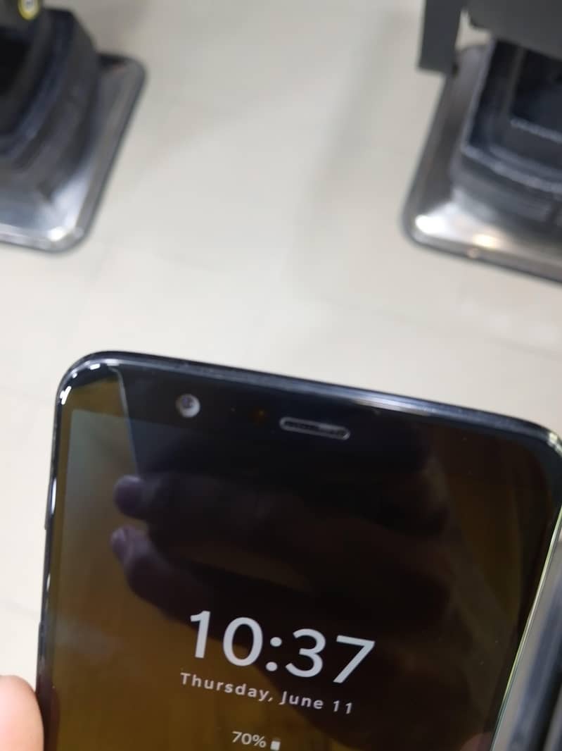 One Plus 5T 1