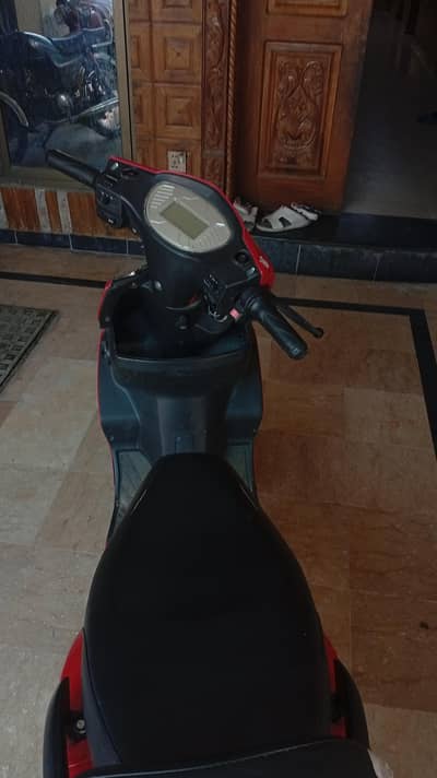 electric scooty for sale