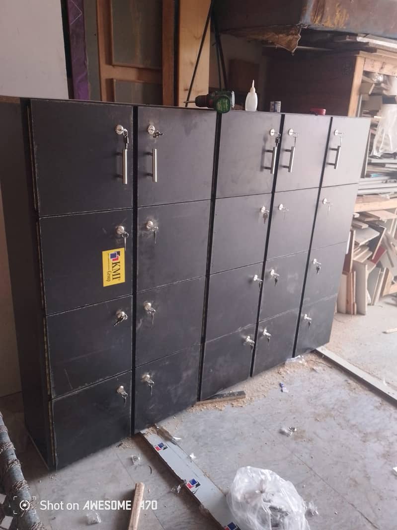 Lockers 0