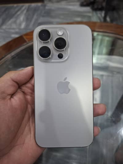 iPhone 15 Pro factory unlock