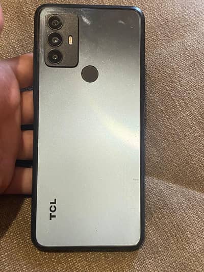 TCL 30 SE