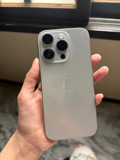 Iphone 15 Pro JV