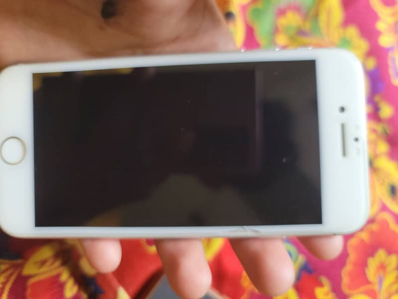 Apple iPhone 7 2