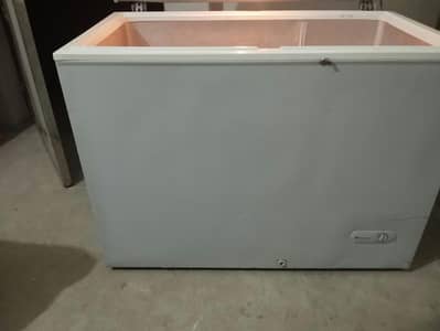 Dawlance Deep freezer like new 10/9 only 2 months used 03167616443