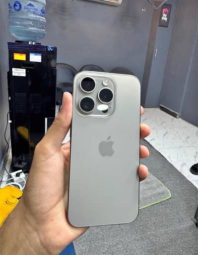 Apple iPhone 15 Pro