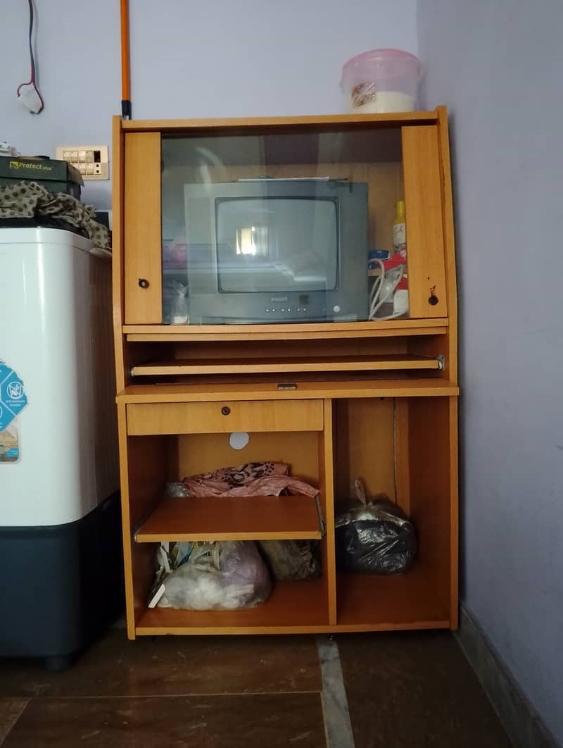 Computer/ TV trolley 1