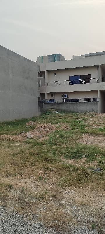 CHANCE DEAL PRIME LOCATION PLOT FOR SALE