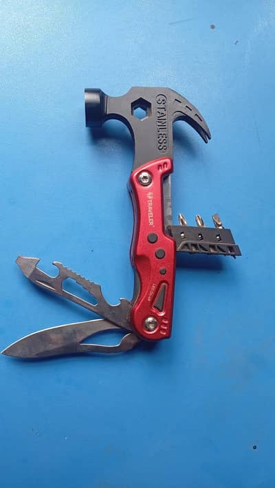 hand tool, multiple asscesorries for sale . . . . Almost new