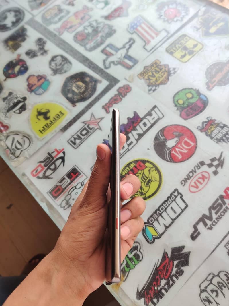 Tecno CAMON 40 Pro 3