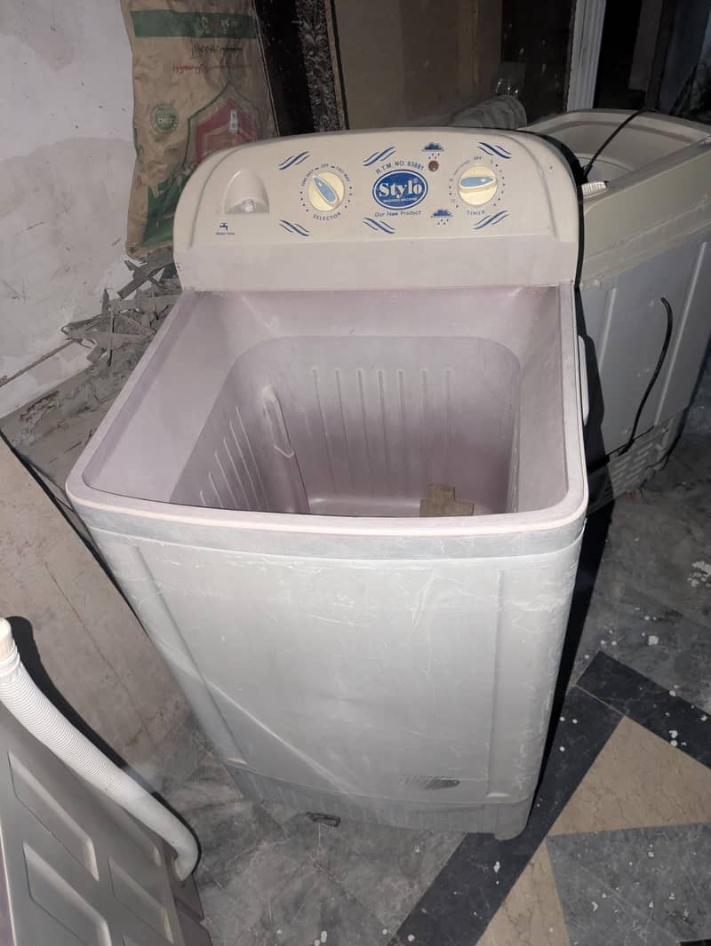 2washing machine 1