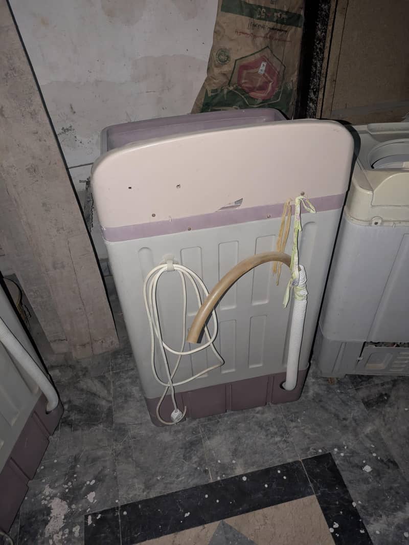 2washing machine 4