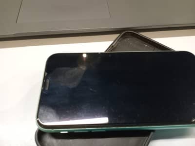 Iphone 11 128 gb Non PTA 2 month sim time with box charger UAE Varian