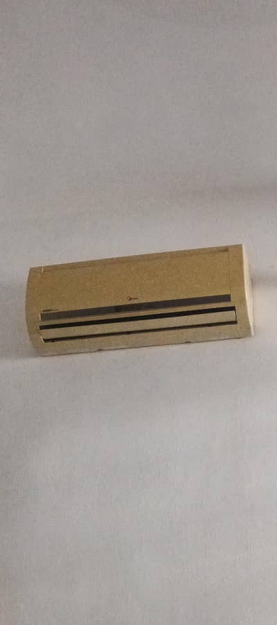 Orient  Midea Ac