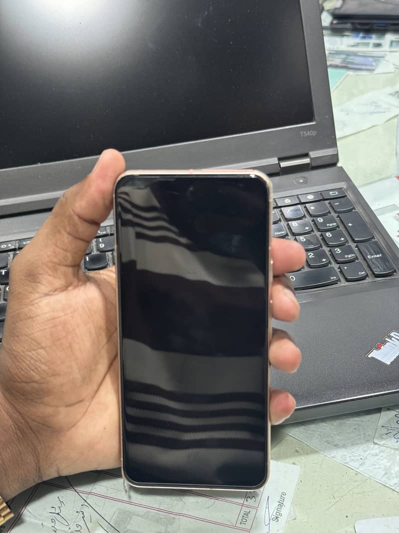 Google Pixel 8 2