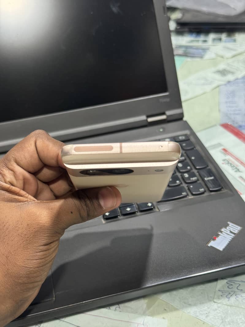 Google Pixel 8 5