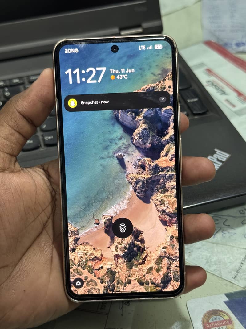 Google Pixel 8 10