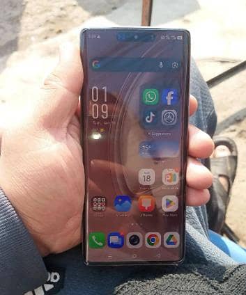 Infinix Zero 40 1