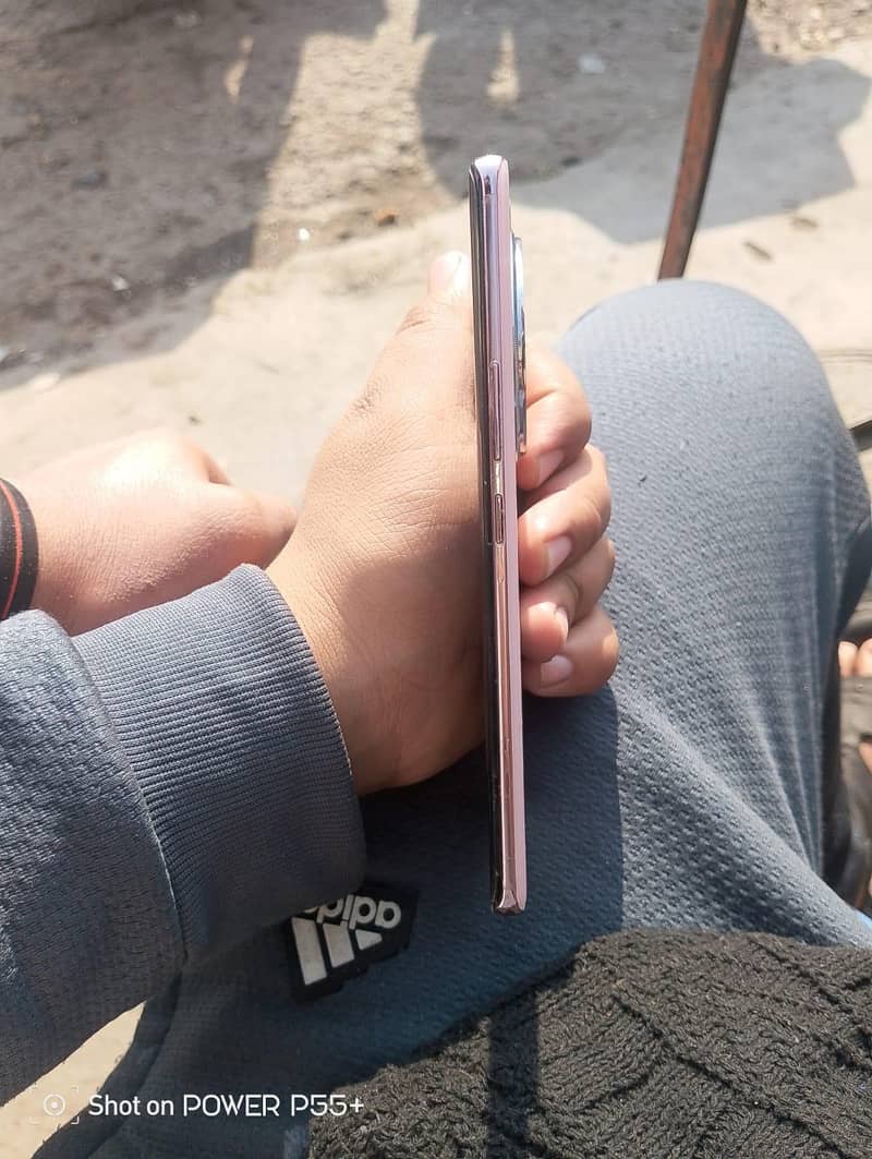 Infinix Zero 40 7