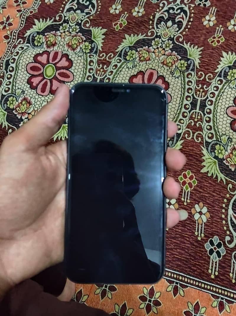 Apple iPhone 11 1