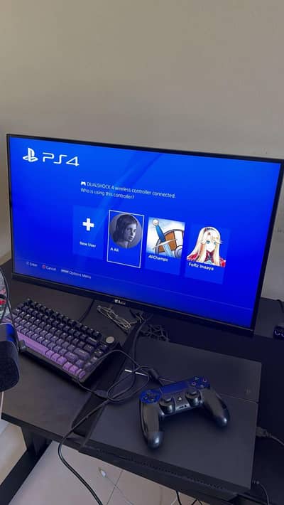 Playstation 4  with 2 controller and 5Games