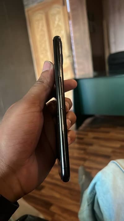 I phone 11 pro max non pta