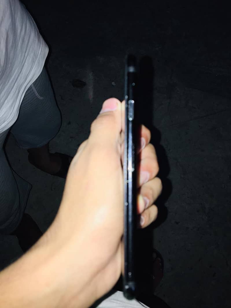 Apple iPhone 7 1