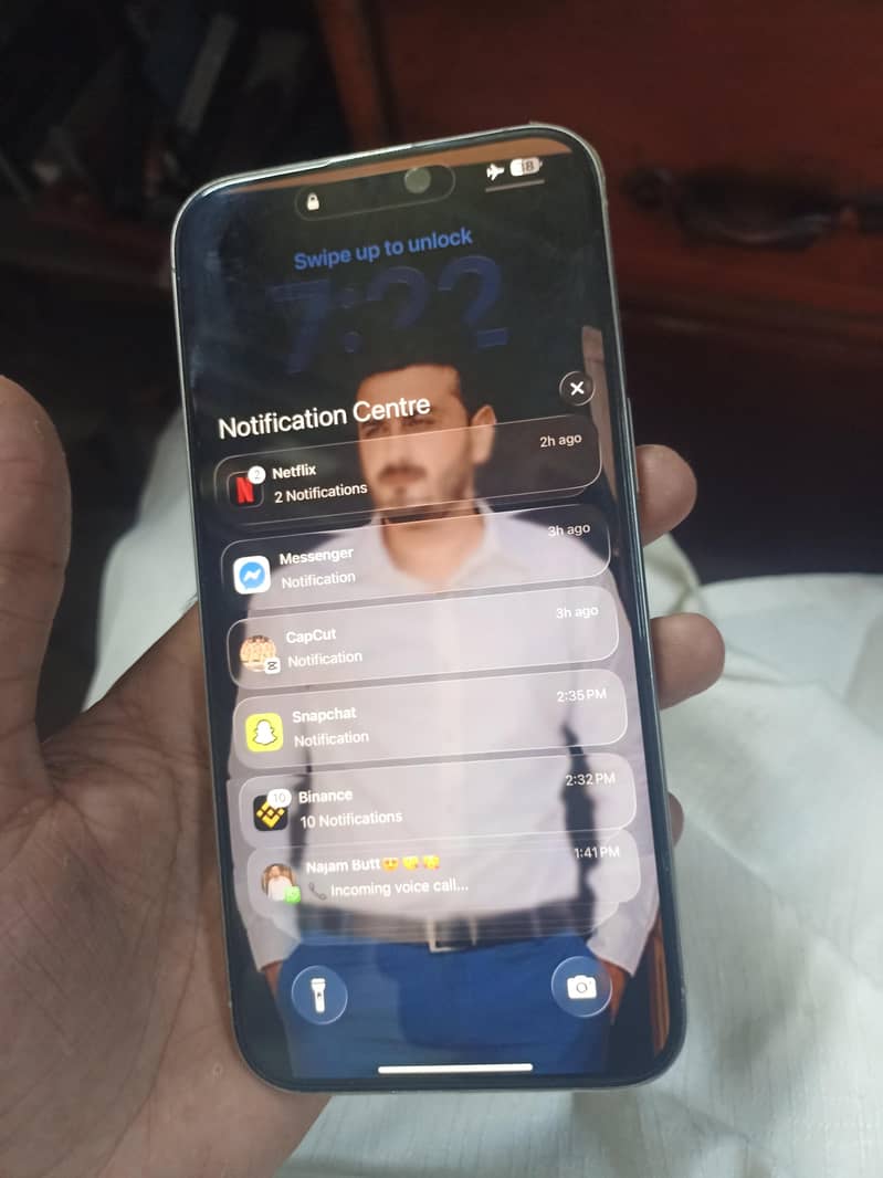 Apple iPhone 15 Pro Max 4