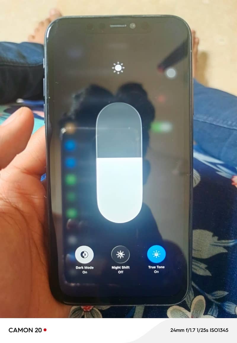 Apple iPhone 11 3