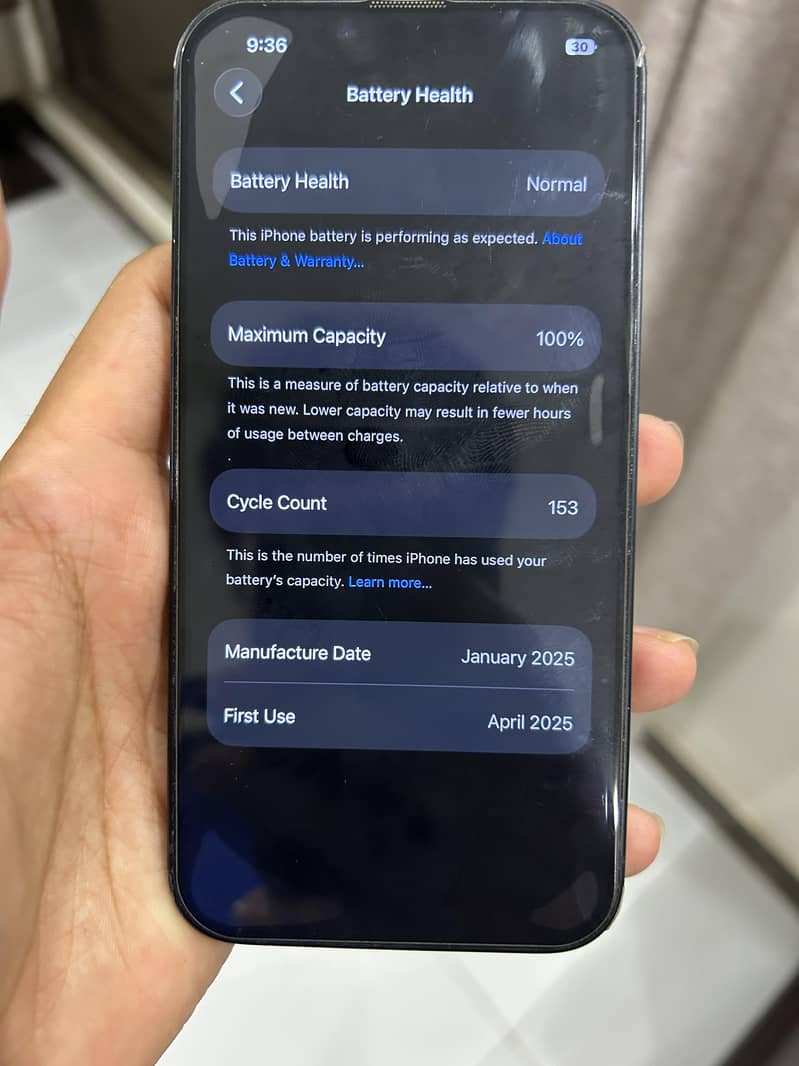 Apple iPhone 16e 6