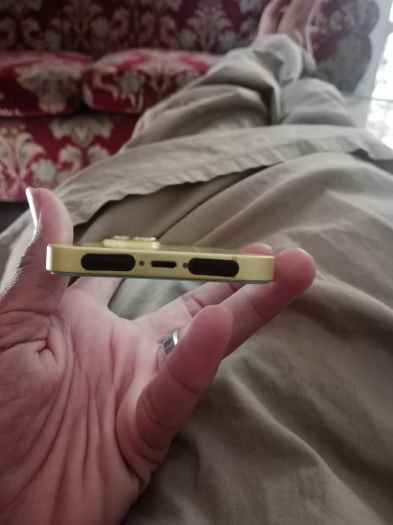 Apple iPhone 14 2