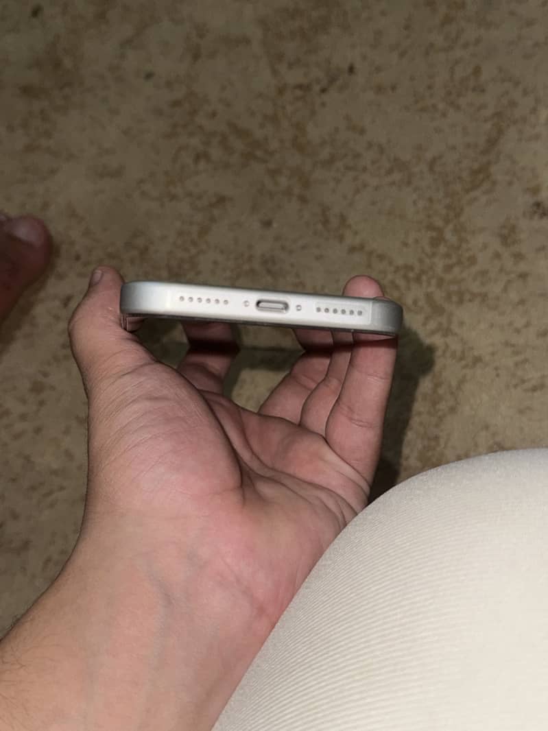 Apple iPhone 17 Pro Max 0