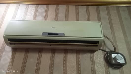 Haier 1.5 Ton Flexis Triple Inverter AC Heat &Cool excellent condition