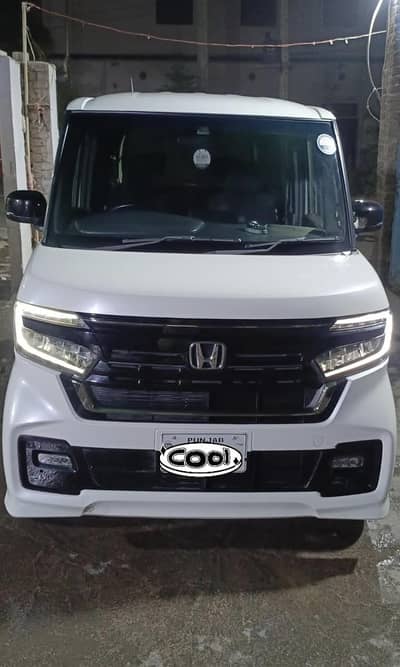 Honda N Box Custom 2022