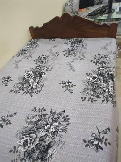 Single Bed, Wooden