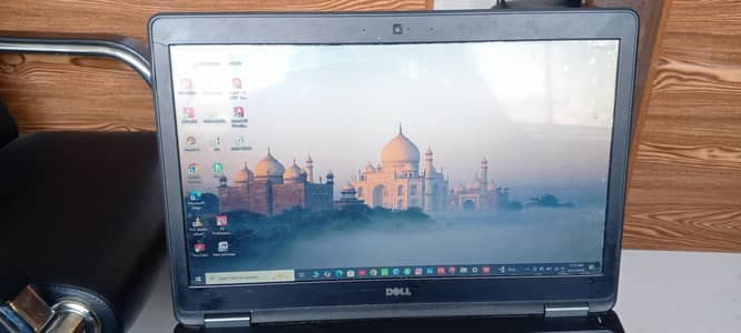 Dell Latitude E5550