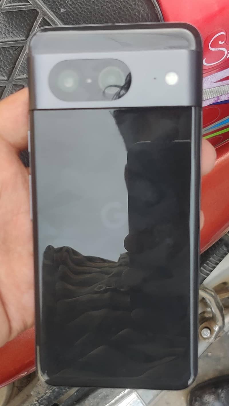 Google Pixel 8 1