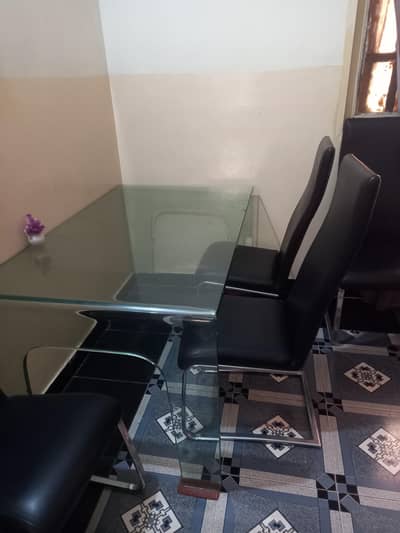 Elegant Tempered Glass Dining Table – Stylish & Durable