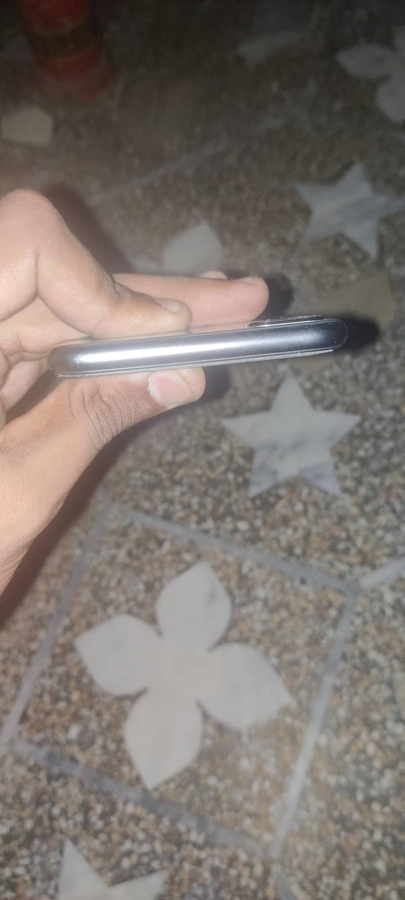 Apple iPhone 8 Plus 4