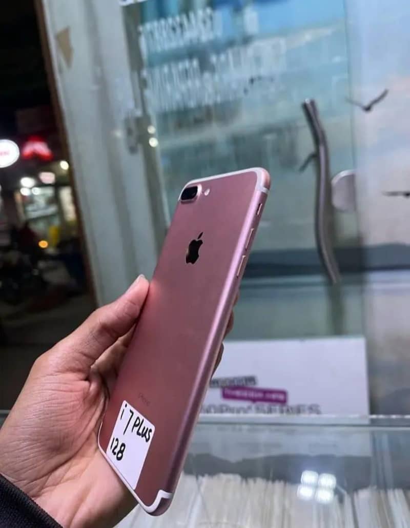 Apple iPhone 7 Plus 1